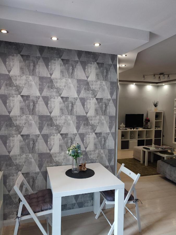 Center Danube Street Apartment Újvidék Kültér fotó