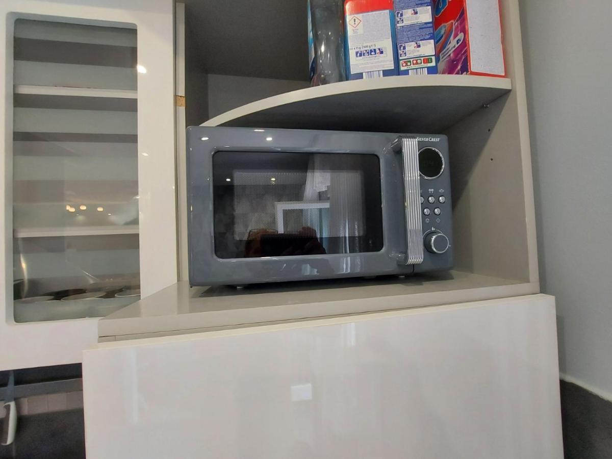 Center Danube Street Apartment Újvidék Kültér fotó